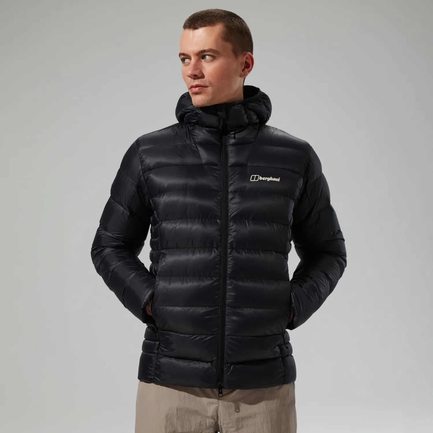Berghaus Daunen-isolierte Summit-Nomad Herren-Jacke - Schwarz-Herren Isolierend | Herren Leichte