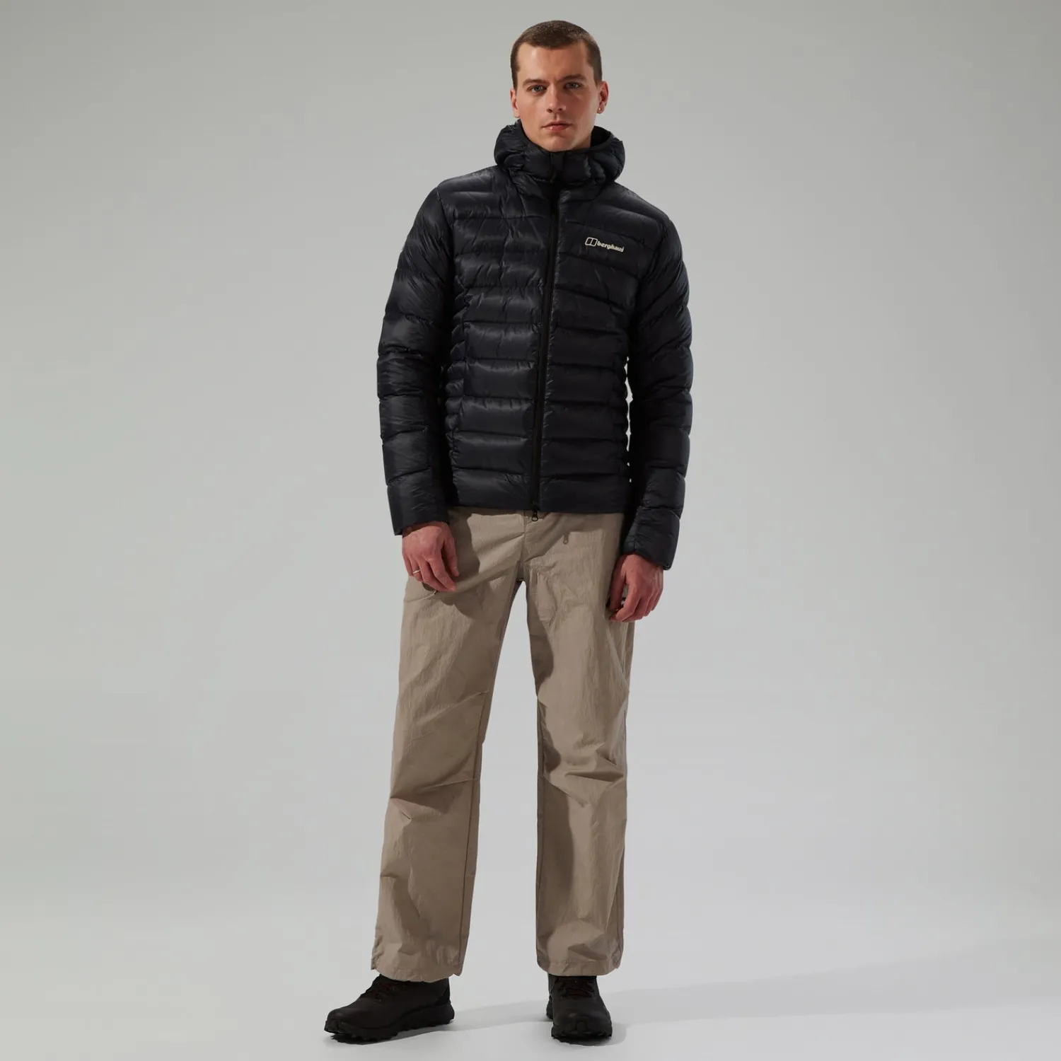 Berghaus Daunen-isolierte Summit-Nomad Herren-Jacke - Schwarz-Herren Isolierend | Herren Leichte