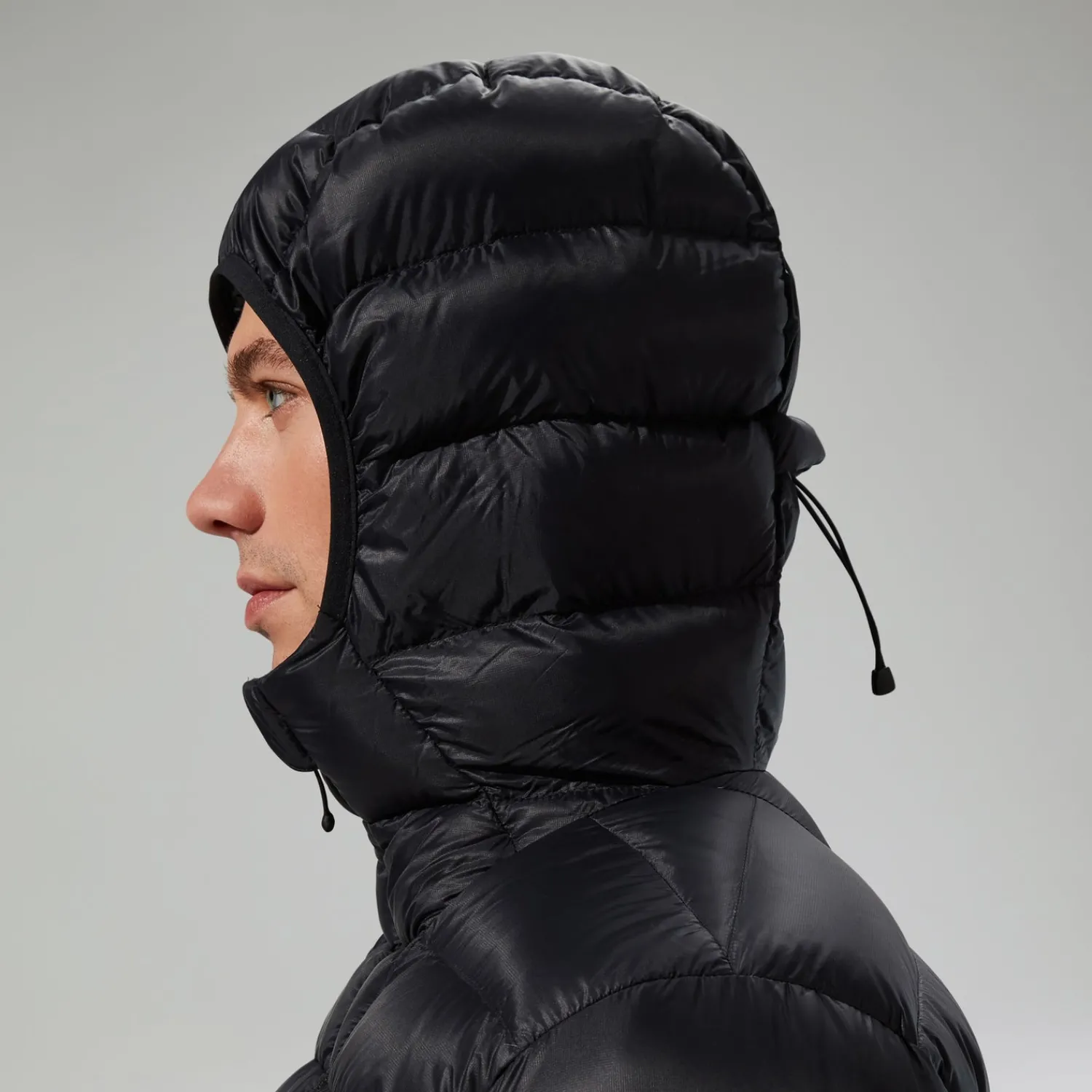 Berghaus Daunen-isolierte Summit-Nomad Herren-Jacke - Schwarz-Herren Isolierend | Herren Leichte