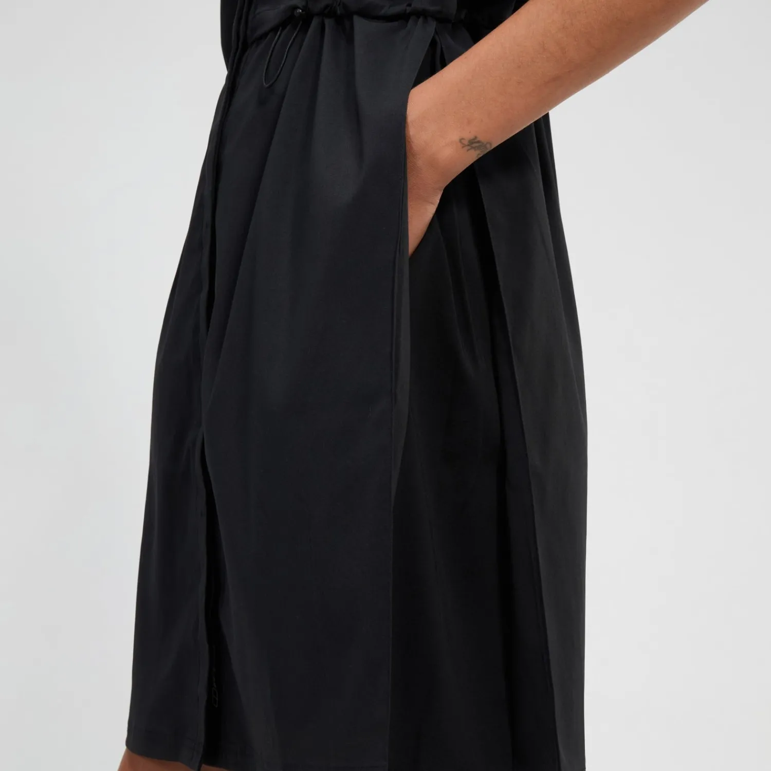 Berghaus Explorer Kleid für Damen - Schwarz-Damen T-shirts