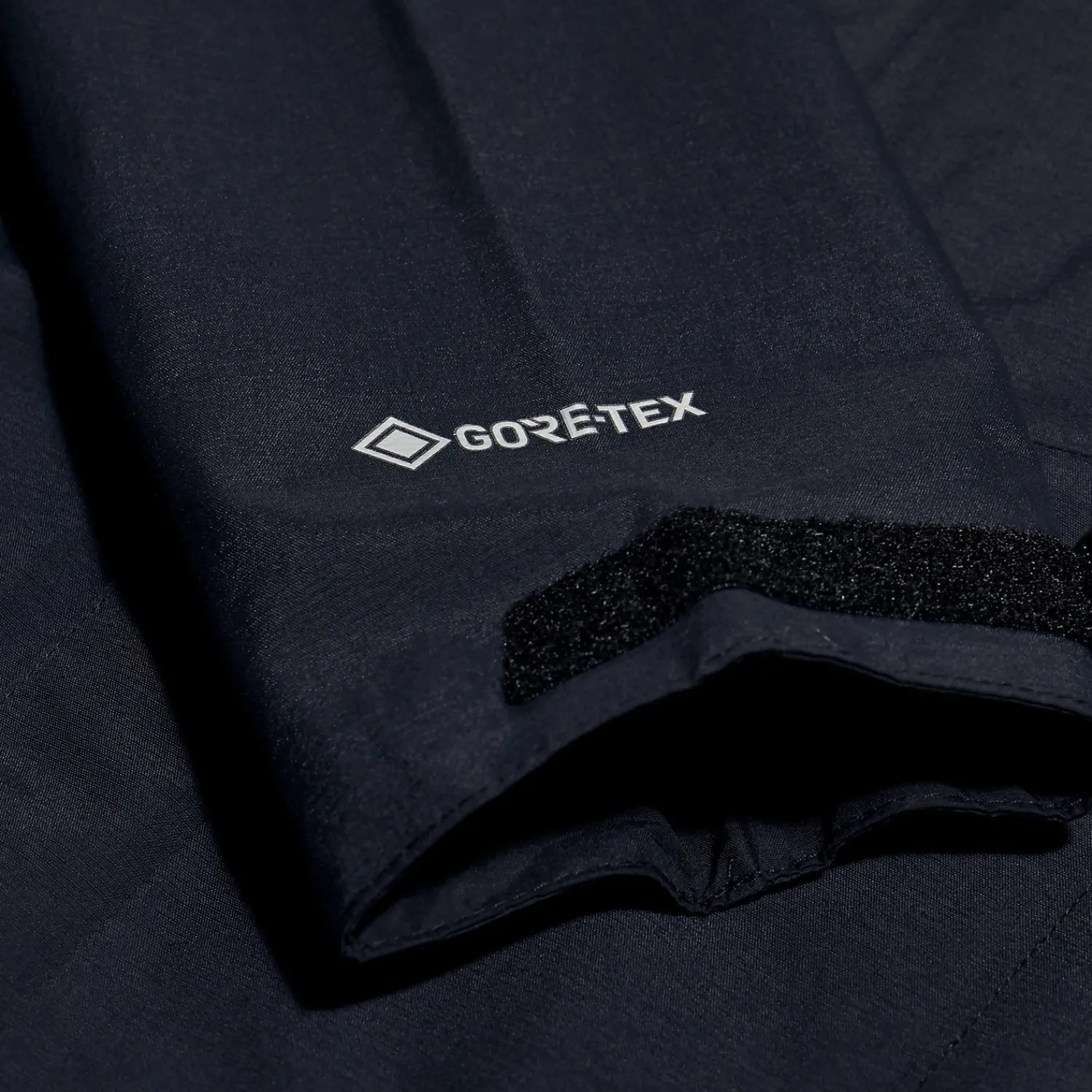 Berghaus Hillwalker InterActive Jacken für Damen - Schwarz-Damen Wasserdicht