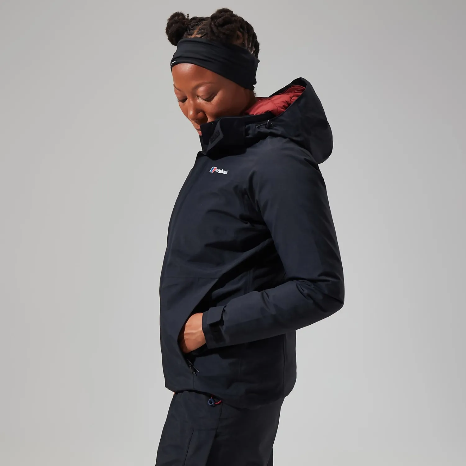 Berghaus Hillwalker InterActive Jacken für Damen - Schwarz-Damen Wasserdicht