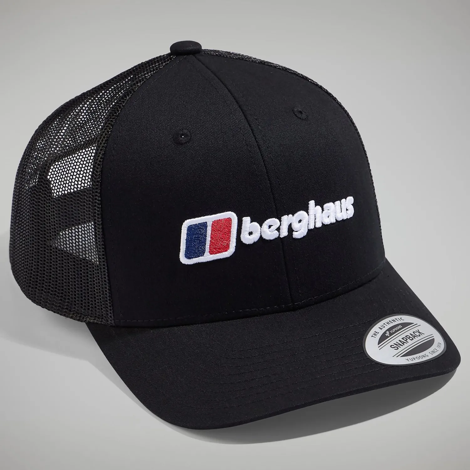 Berghaus Logo Recognition Trucker Cap - Schwarz- Hats & Caps