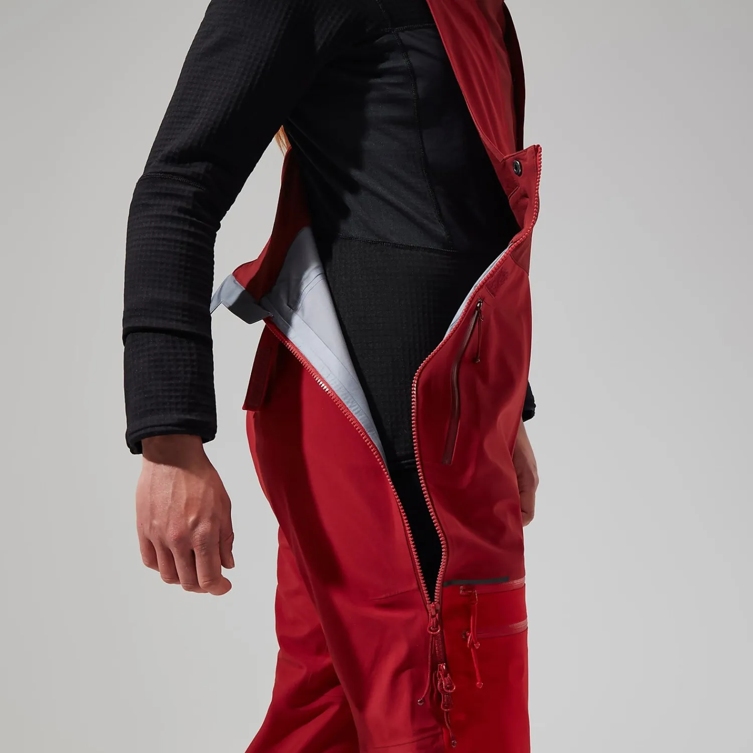 Berghaus MTN Arete Descend GTX Bib Pants für Damen - Rot-Damen Überhosen | Lange Hosen