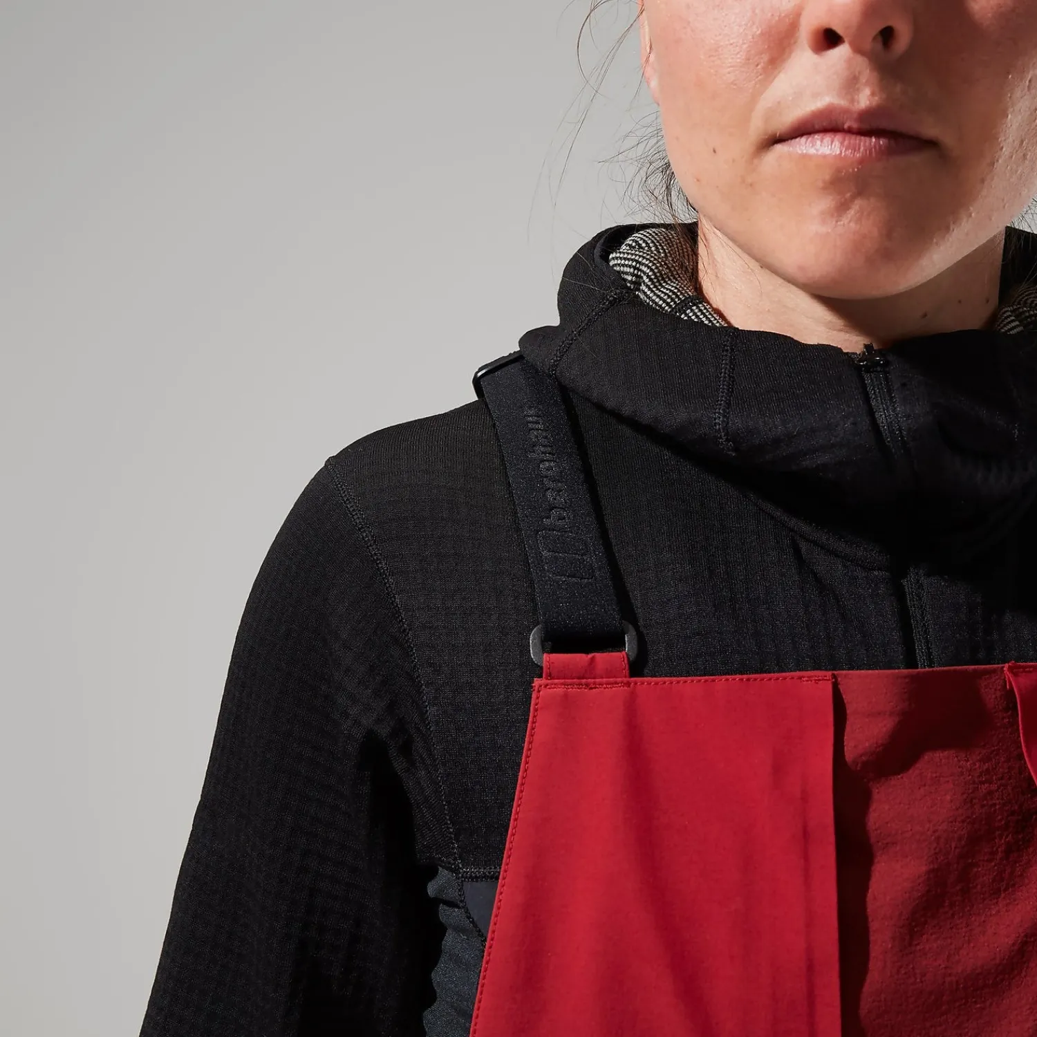 Berghaus MTN Arete Descend GTX Bib Pants für Damen - Rot-Damen Überhosen | Lange Hosen