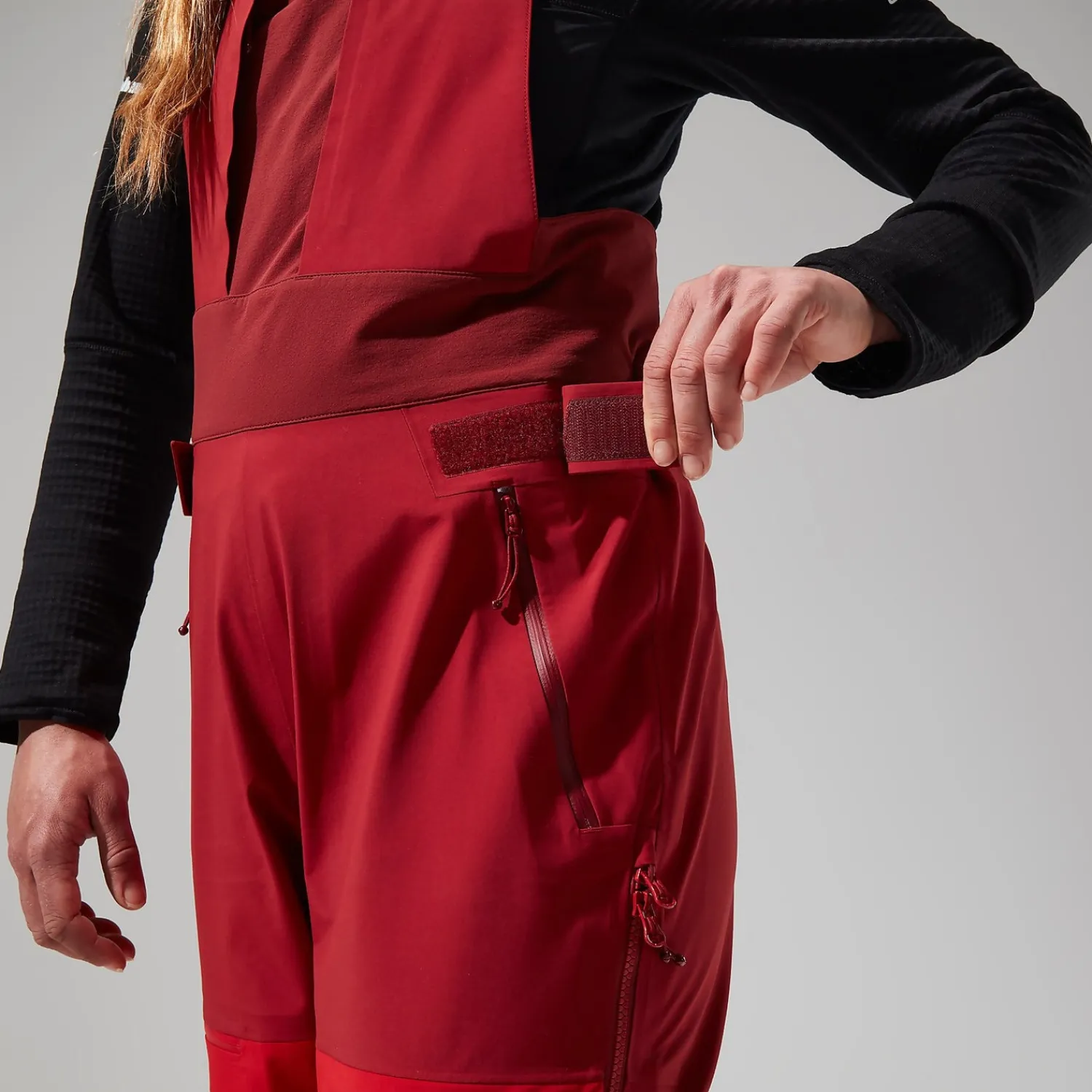 Berghaus MTN Arete Descend GTX Bib Pants für Damen - Rot-Damen Überhosen | Lange Hosen