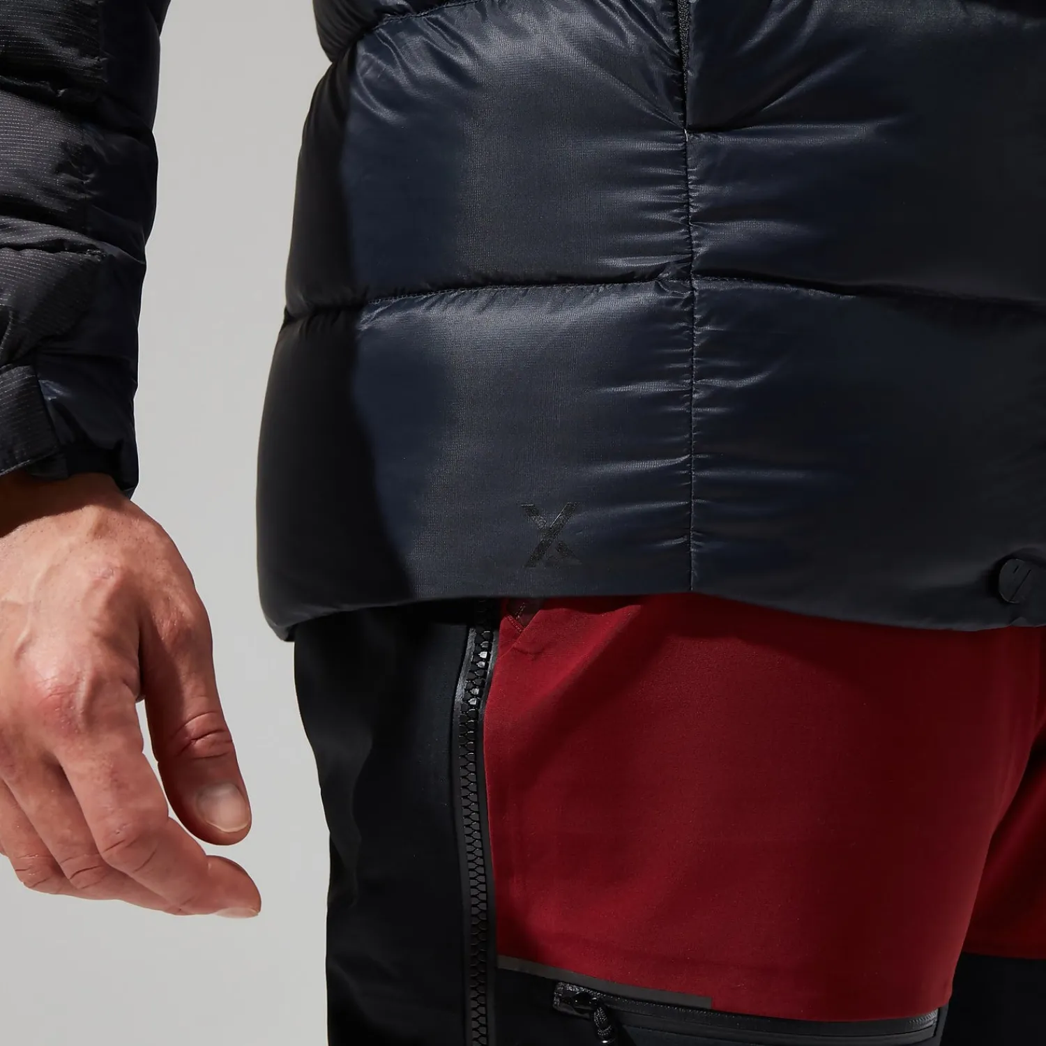 Berghaus MTN Arete Ultra Down Hoodie für Herren - Schwarz-Herren Hoodies Und Sweatshirts | Isolierend