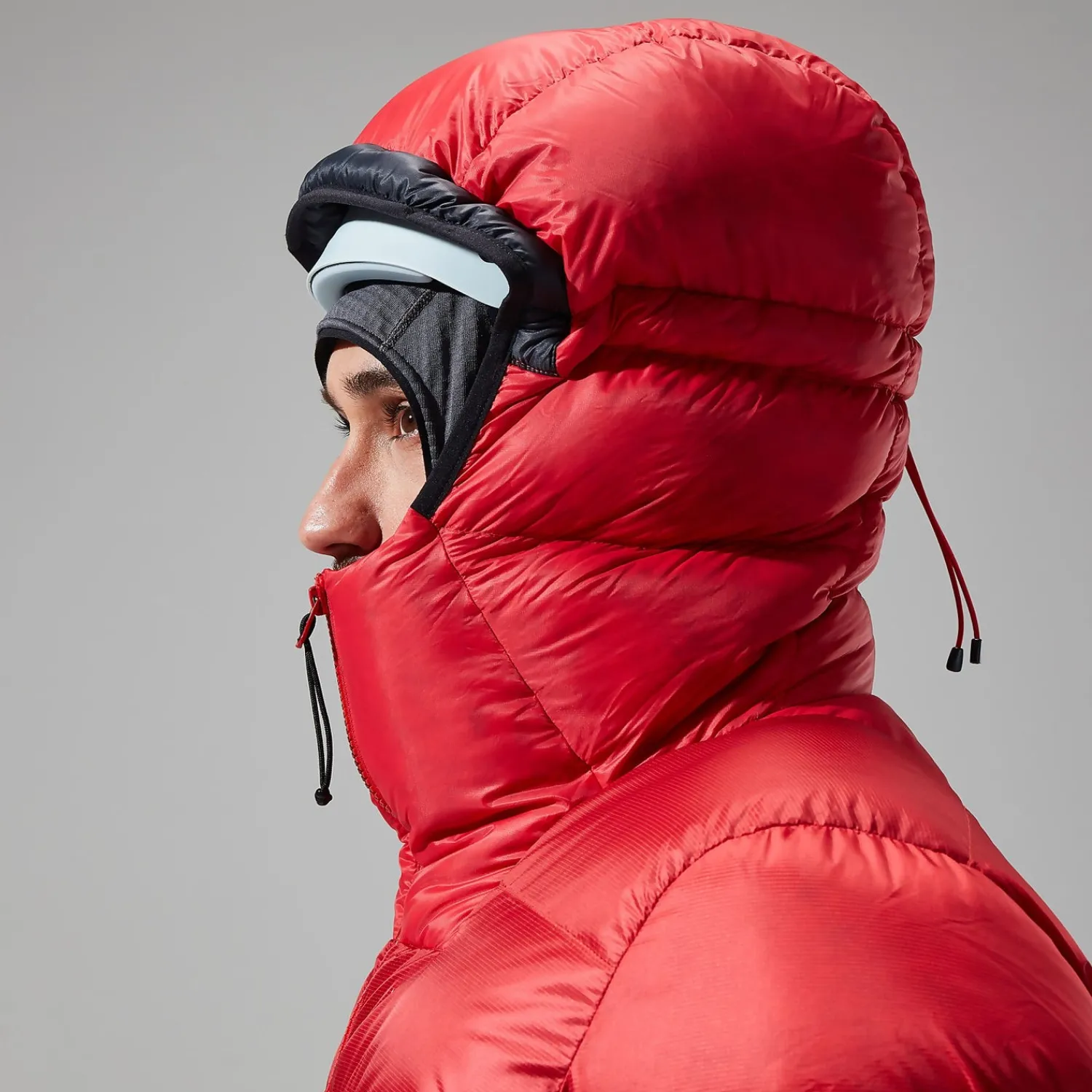 Berghaus MTN Arete Ultra Down Hoodie für Herren - Rot/Schwarz-Herren Hoodies Und Sweatshirts | Isolierend