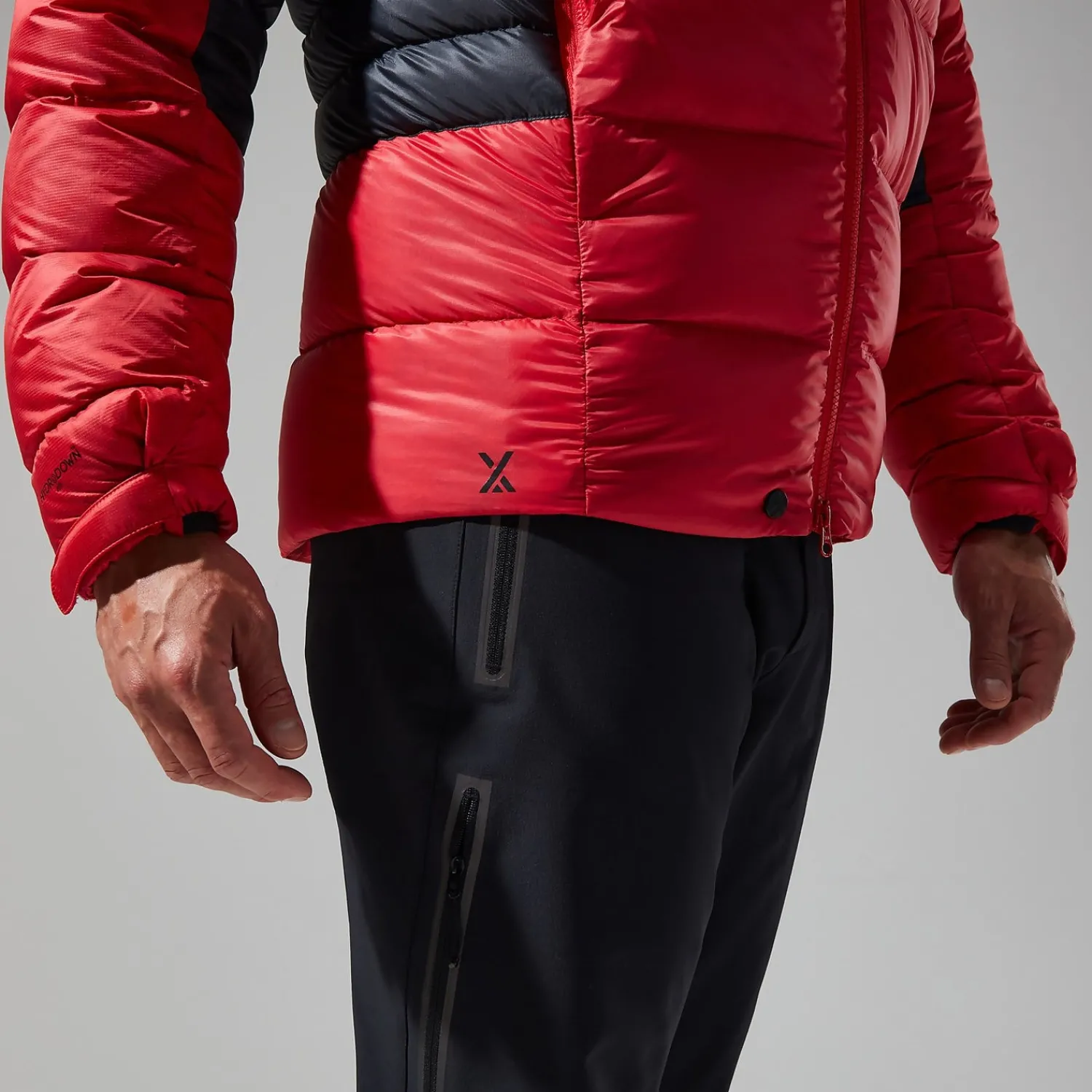 Berghaus MTN Arete Ultra Down Hoodie für Herren - Rot/Schwarz-Herren Hoodies Und Sweatshirts | Isolierend