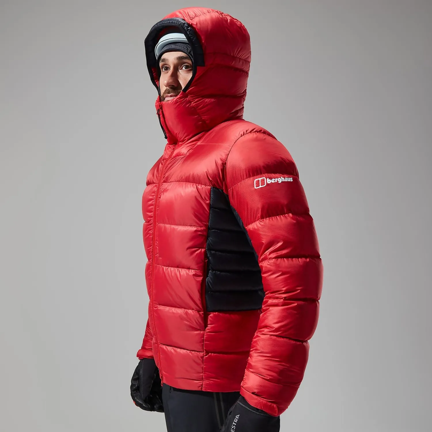 Berghaus MTN Arete Ultra Down Hoodie für Herren - Rot/Schwarz-Herren Hoodies Und Sweatshirts | Isolierend