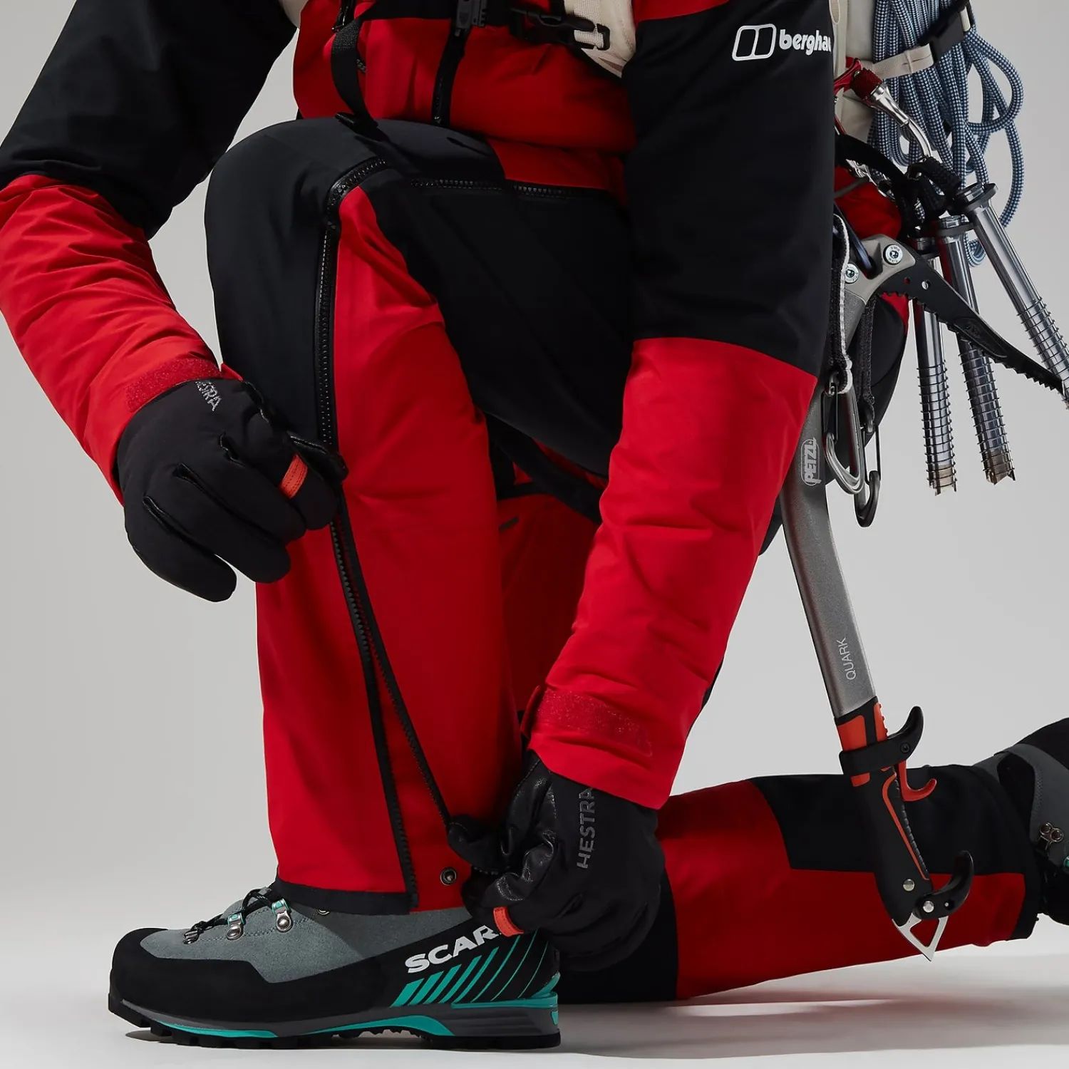 Berghaus MTN Guide GTX Pro Hose für Damen - Rot/Schwarz-Damen Überhosen | Lange Hosen