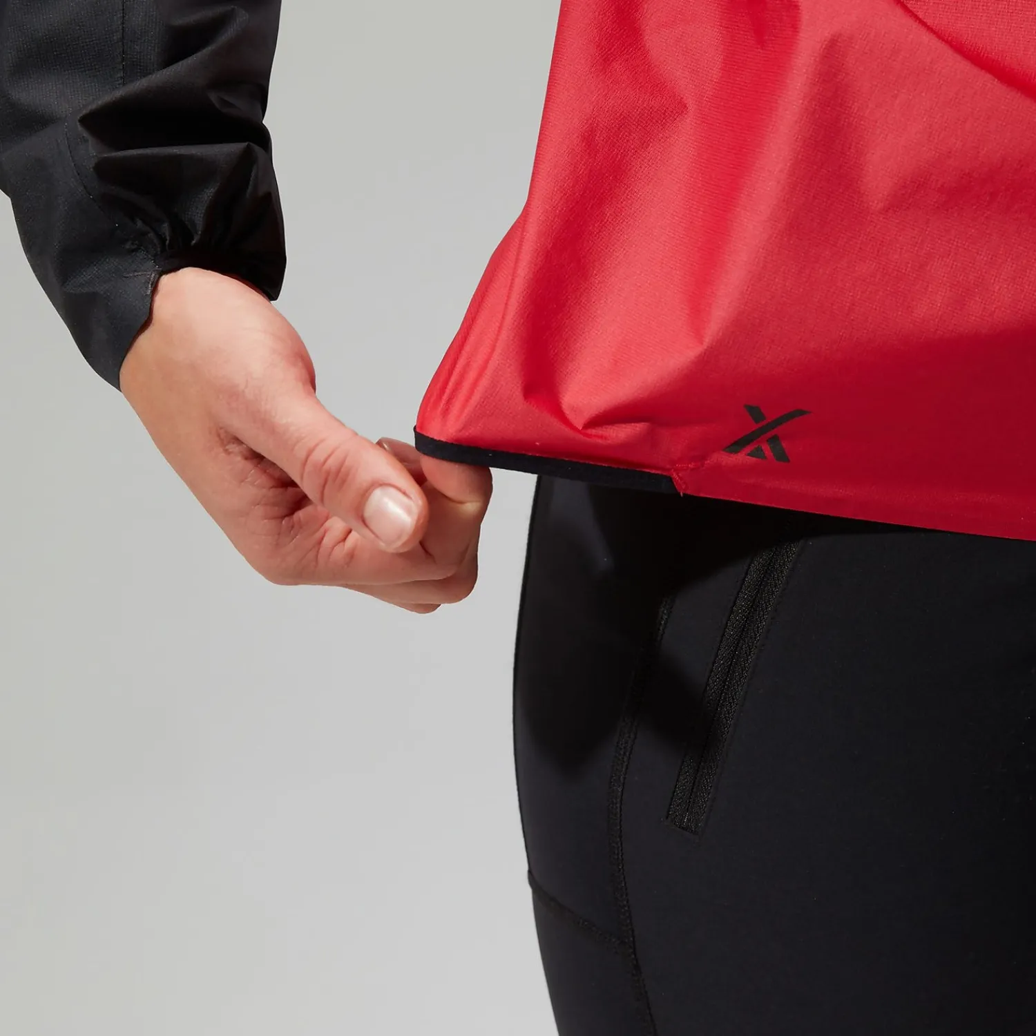 Berghaus MTN Guide Hyper LT Jacken für Damen - Rot/Schwarz-Damen Wasserdicht | Lightweight