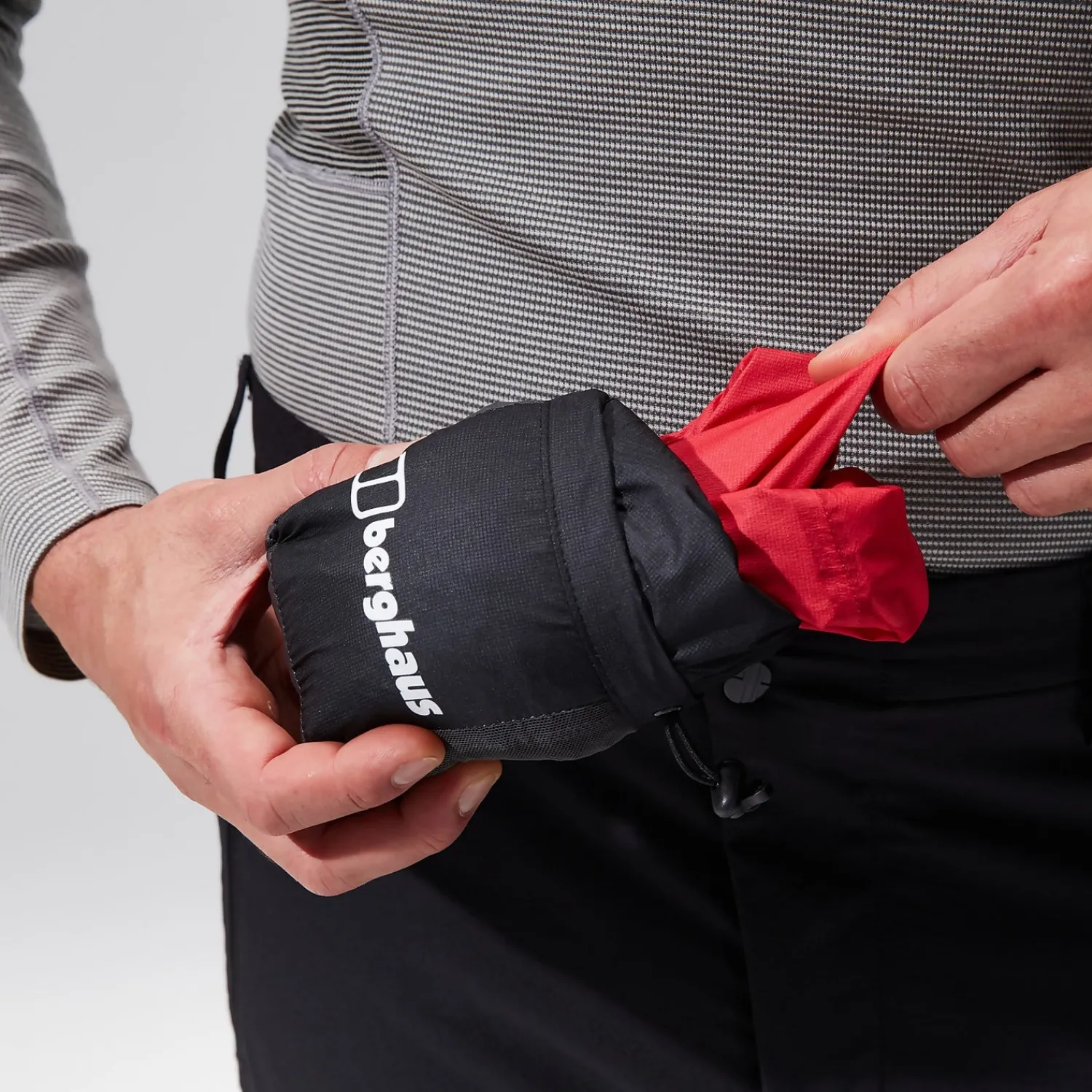 Berghaus MTN Guide Hyper LT Jacken für Herren - Schwarz/Rot-Herren Wasserdicht | Herren Leichte