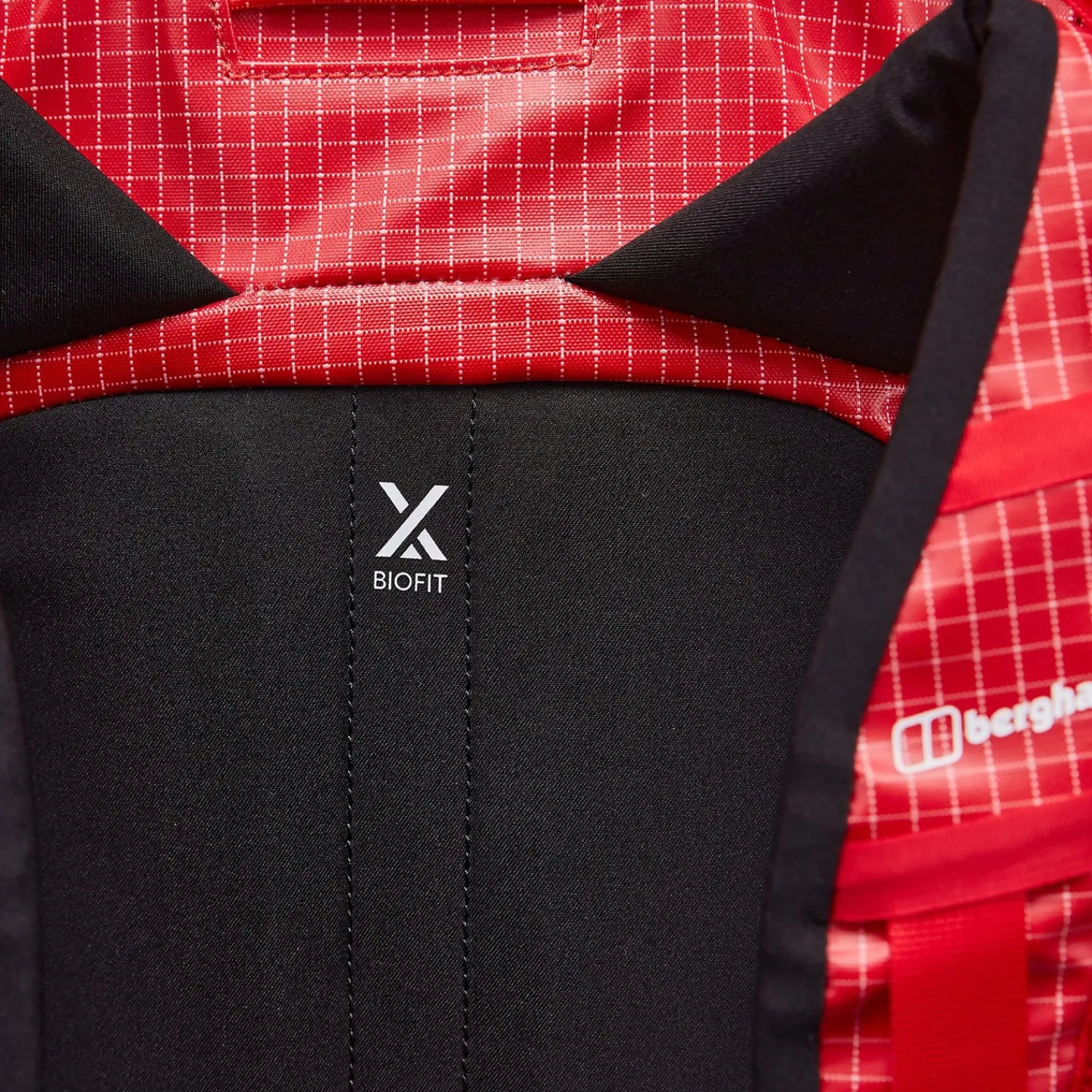 Berghaus MTN Seeker 32 Short - Rot- Reisetaschen | Wandern