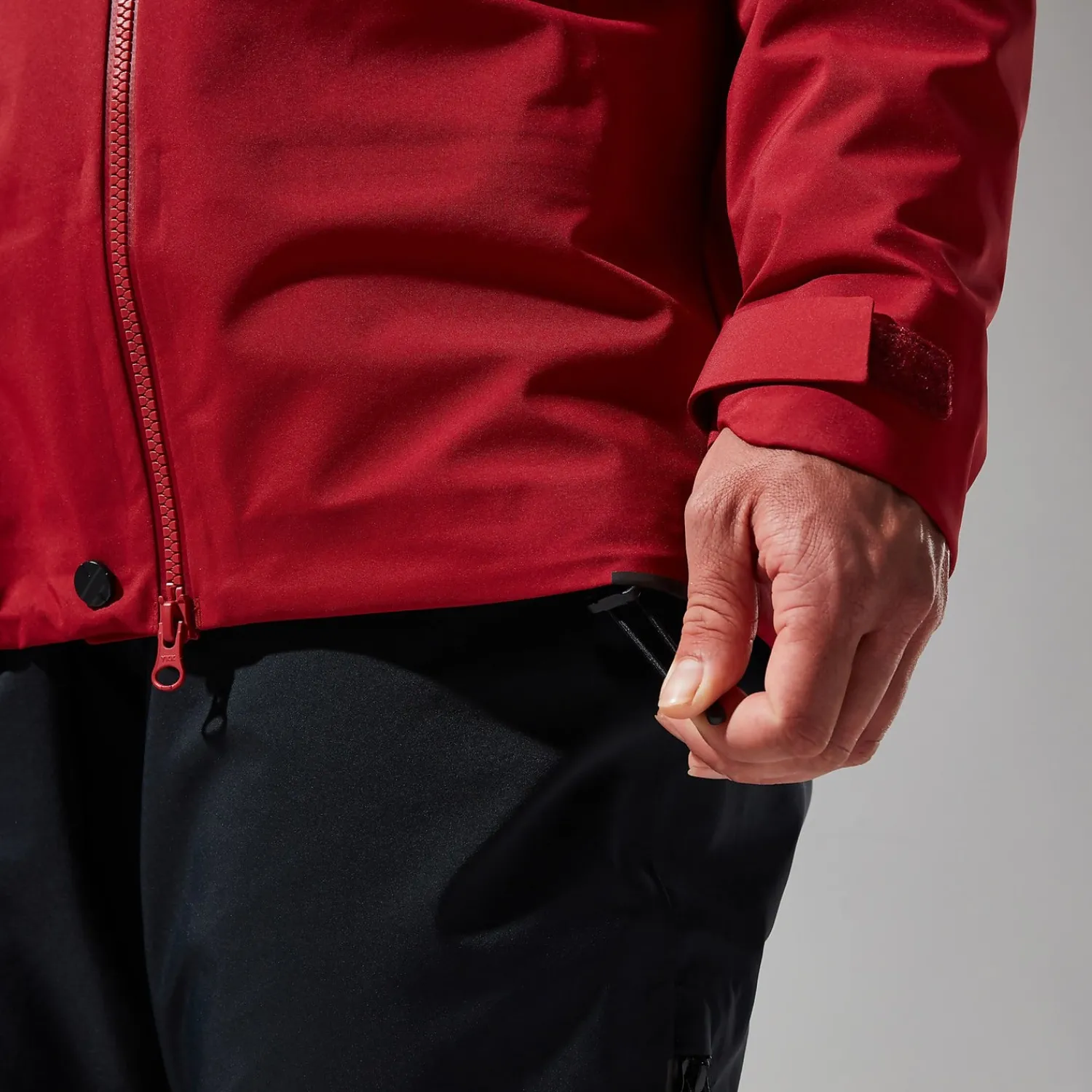 Berghaus MTN Seeker GTX Jacken für Damen - Dunkelrot/Rot-Damen Wasserdicht