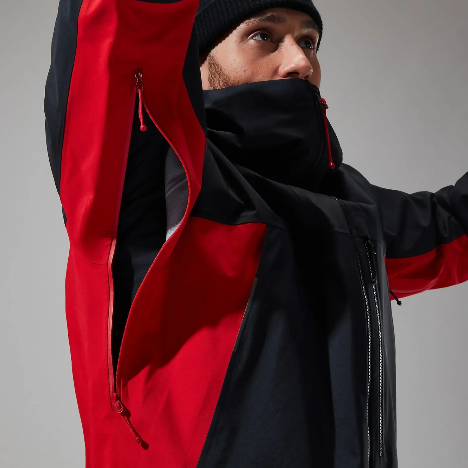 Berghaus MTN Seeker GTX Jacken für Herren - Schwarz/Rot-Herren Wasserdicht