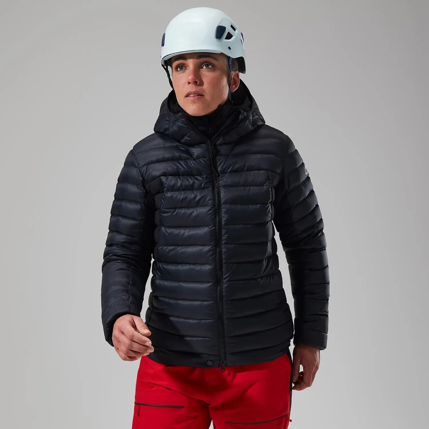 Berghaus MTN Seeker MW Daunen Hoodie für Damen - Schwarz-Damen Hoodies Und Sweatshirts