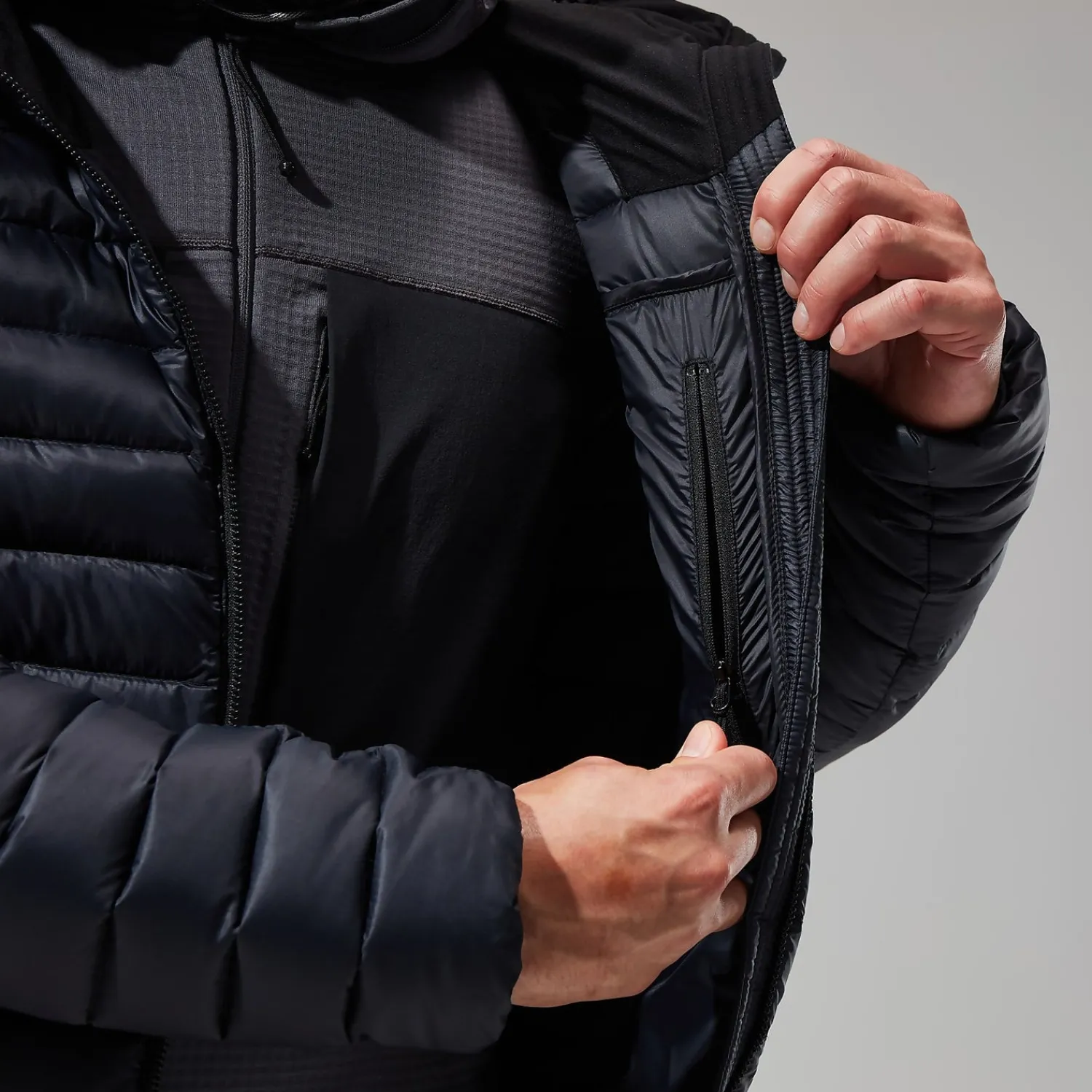 Berghaus MTN Seeker MW Daunen Hoodie für Herren - Schwarz-Herren Hoodies Und Sweatshirts | Isolierend