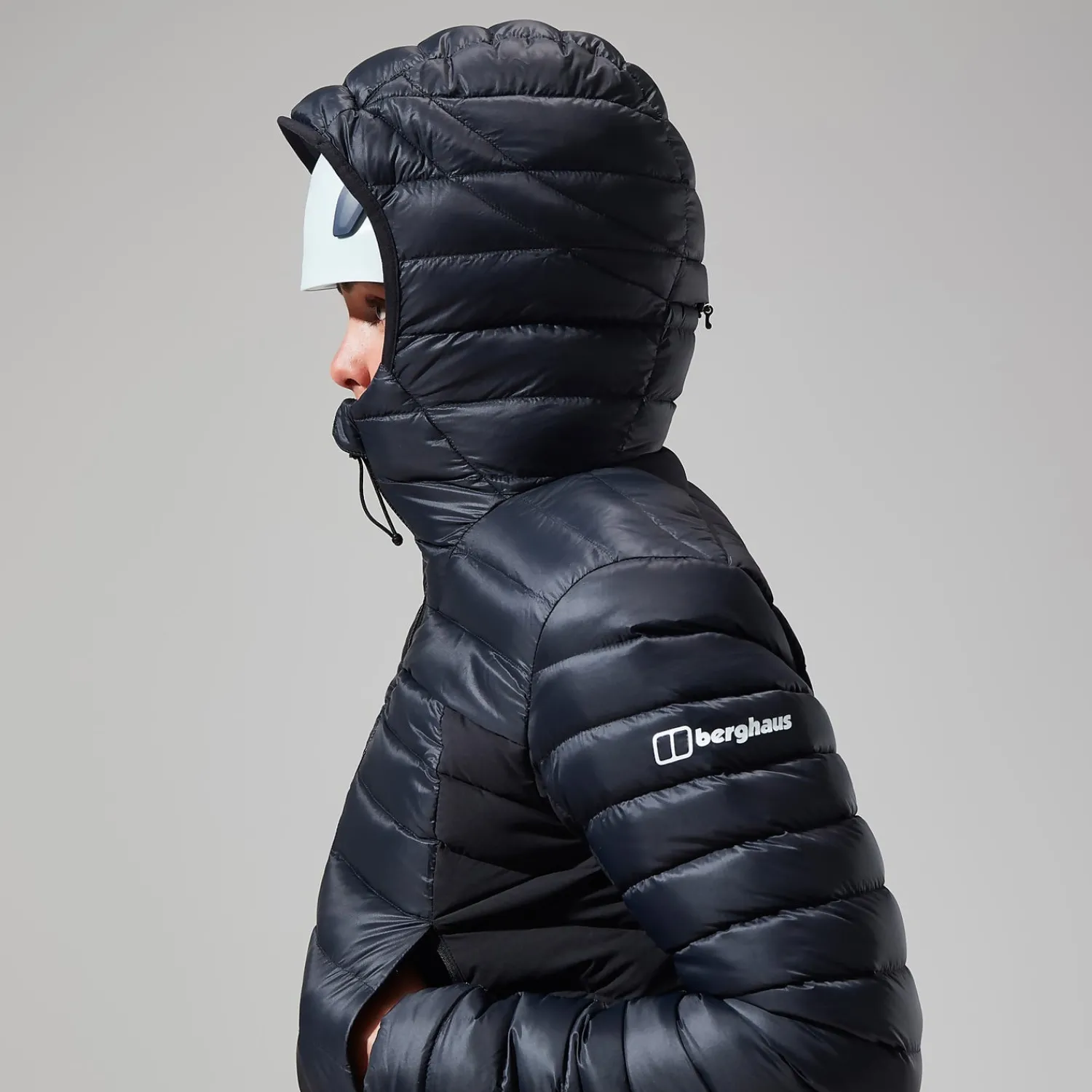 Berghaus MTN Seeker MW Daunen Hoodie für Damen - Schwarz-Damen Hoodies Und Sweatshirts