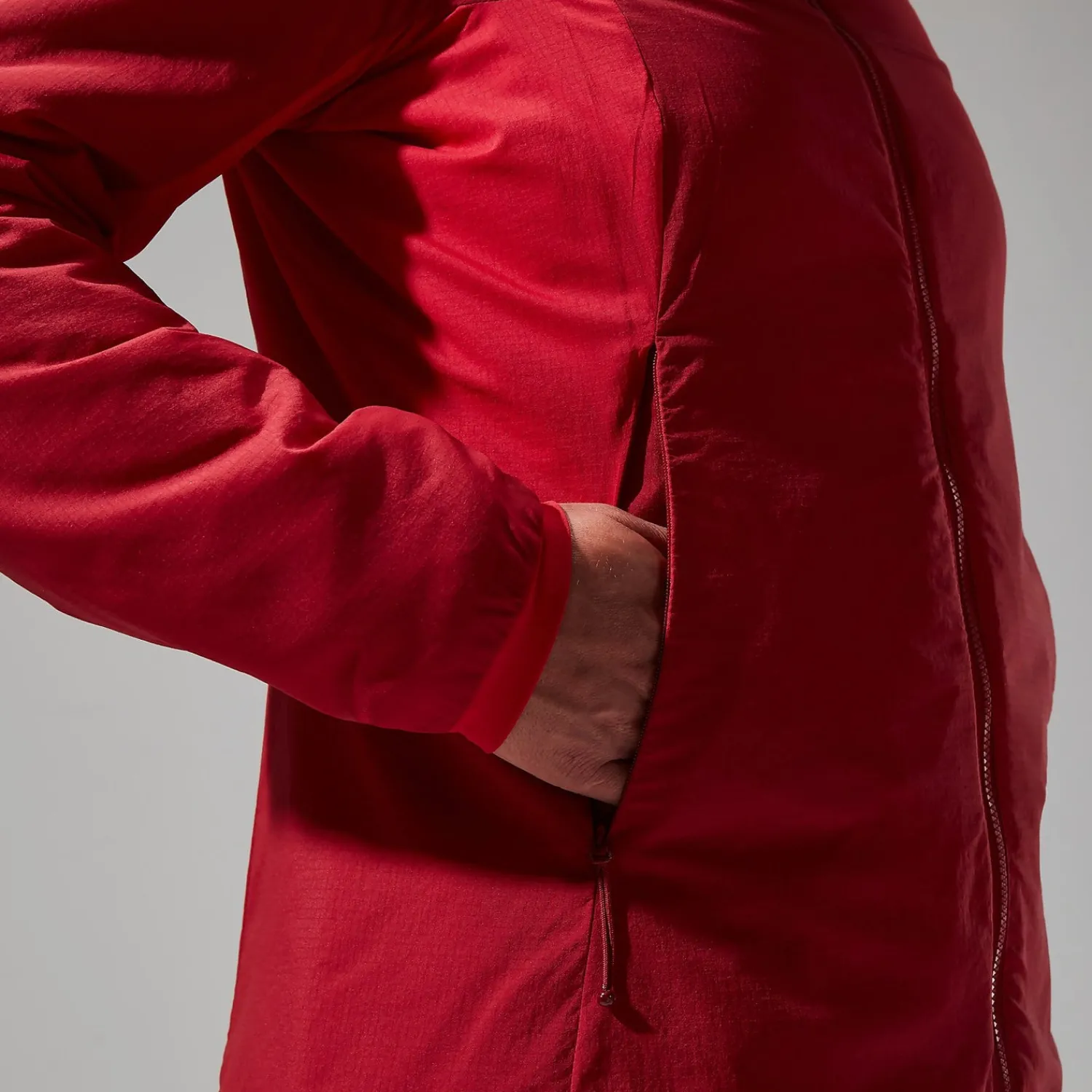 Berghaus MTN Seeker MW Synthetischer Hoodie für Damen - Dunkelrot/Rot-Damen Hoodies Und Sweatshirts