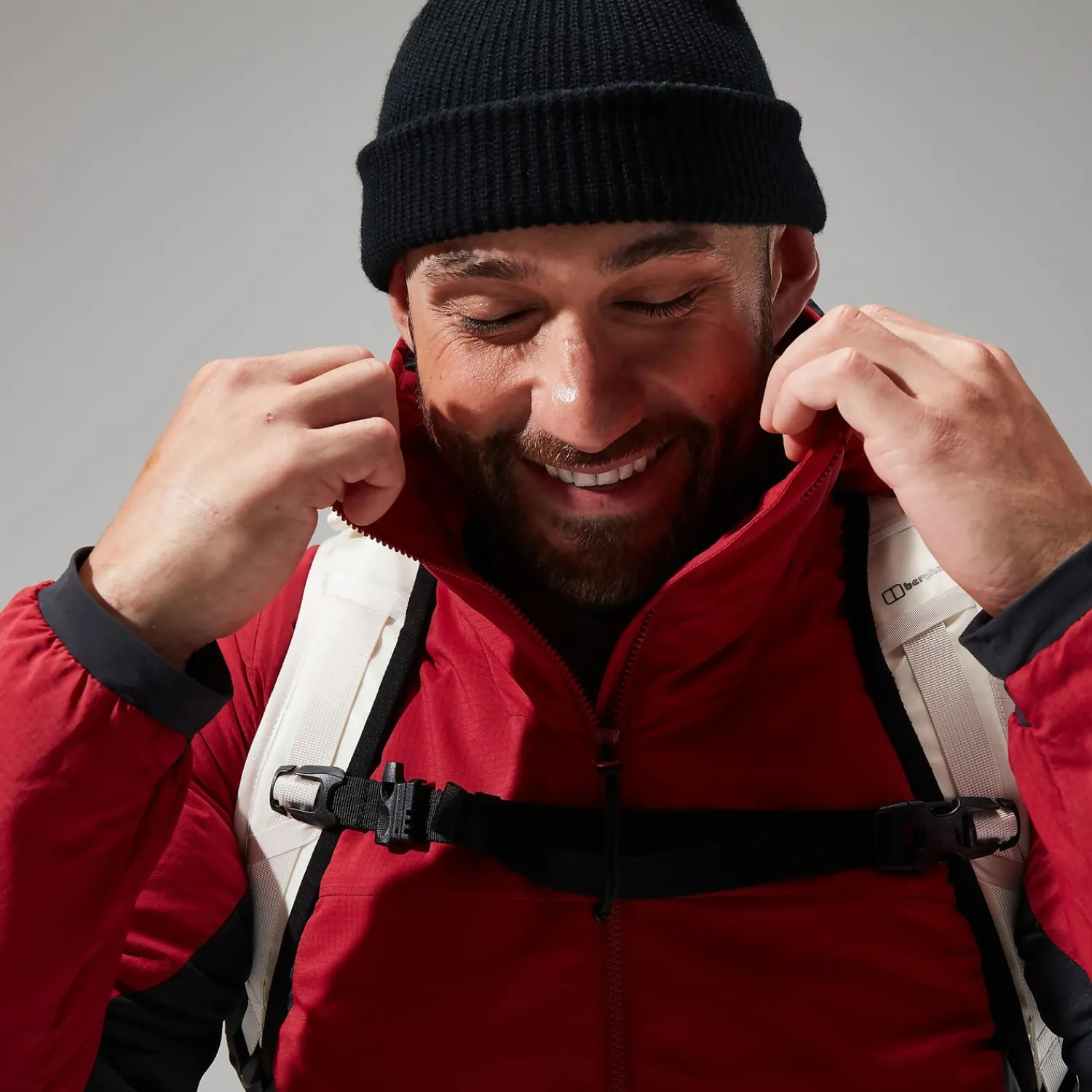Berghaus MTN Seeker MW Synthetischer Hoodie für Herren - Dunkelrot/Schwarz-Herren Hoodies Und Sweatshirts