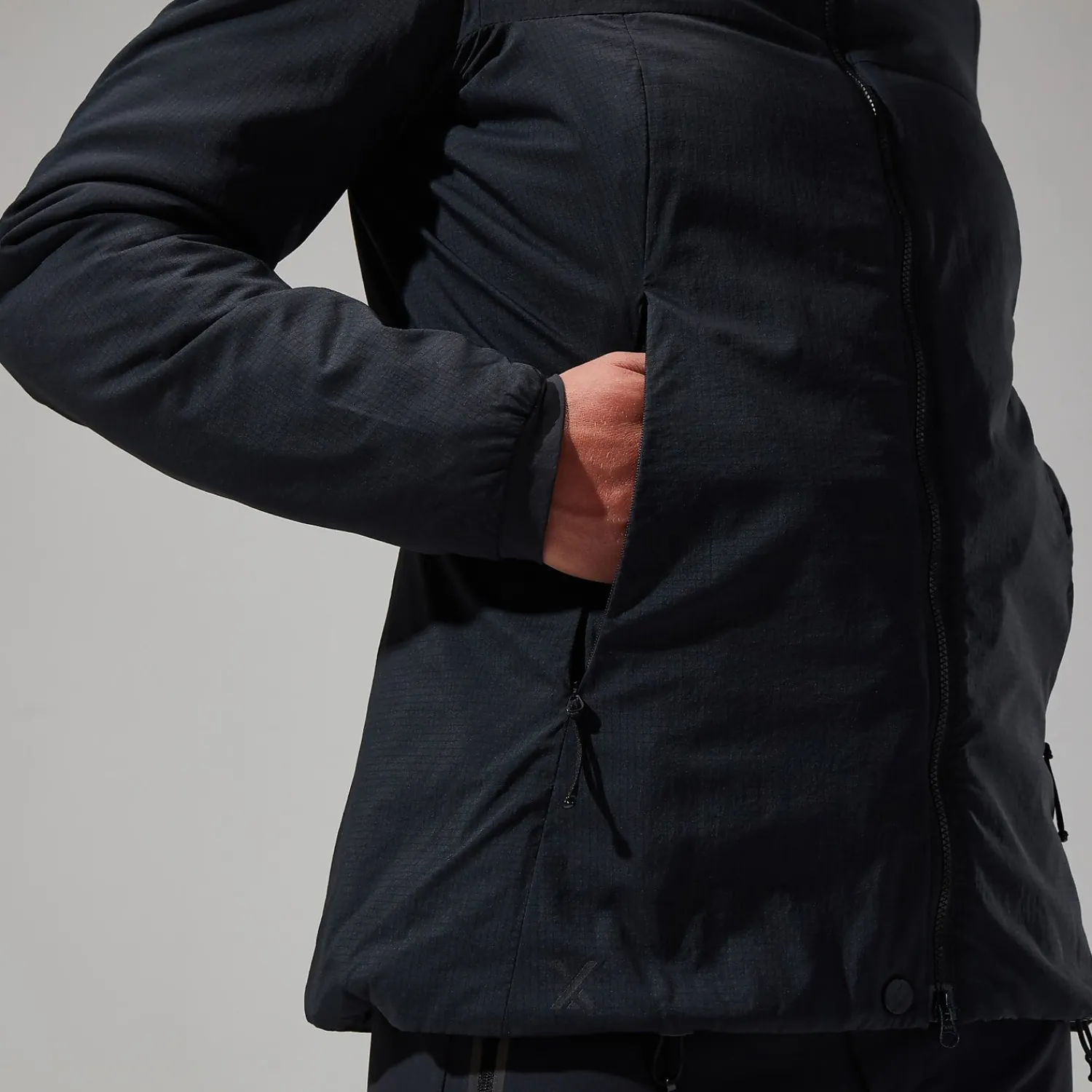 Berghaus MTN Seeker Synthetischer Hoodie für Damen - Schwarz-Damen Hoodies Und Sweatshirts