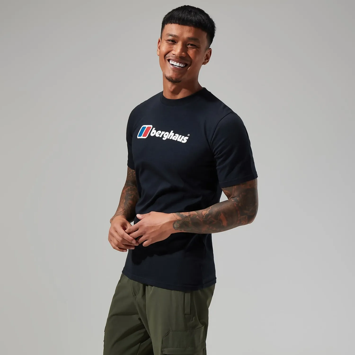 Berghaus Organic Big Classic Logo T-Shirt für Herren - Schwarz-Herren T-shirts