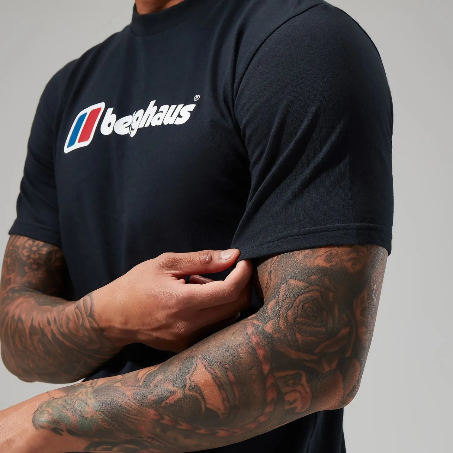 Berghaus Organic Big Classic Logo T-Shirt für Herren - Schwarz-Herren T-shirts